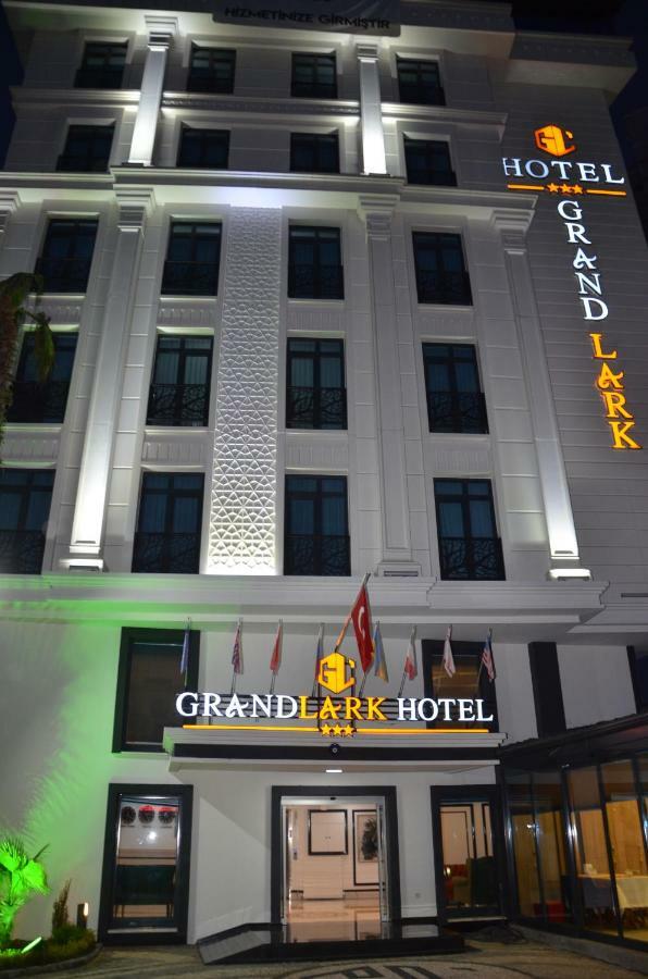 Grand Lark Hotel Adalar Kültér fotó