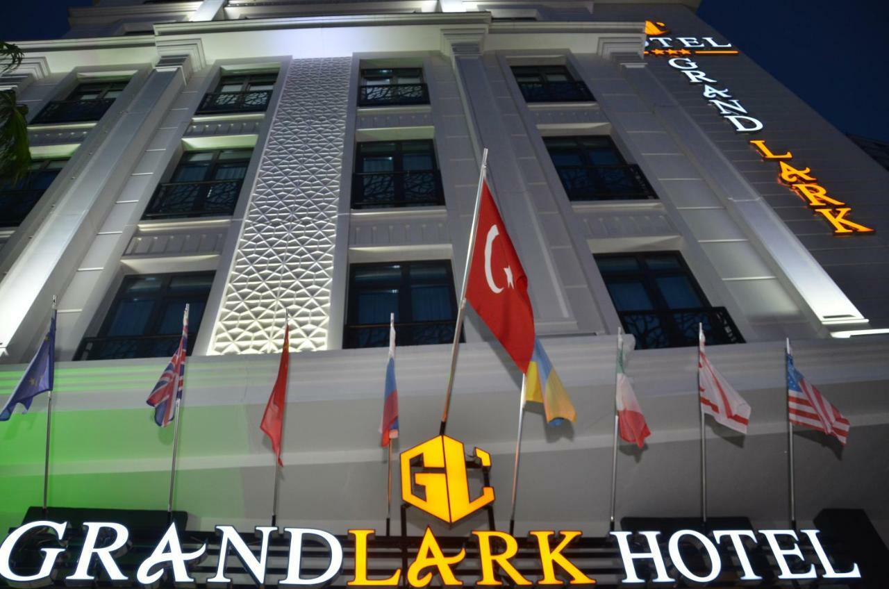 Grand Lark Hotel Adalar Kültér fotó