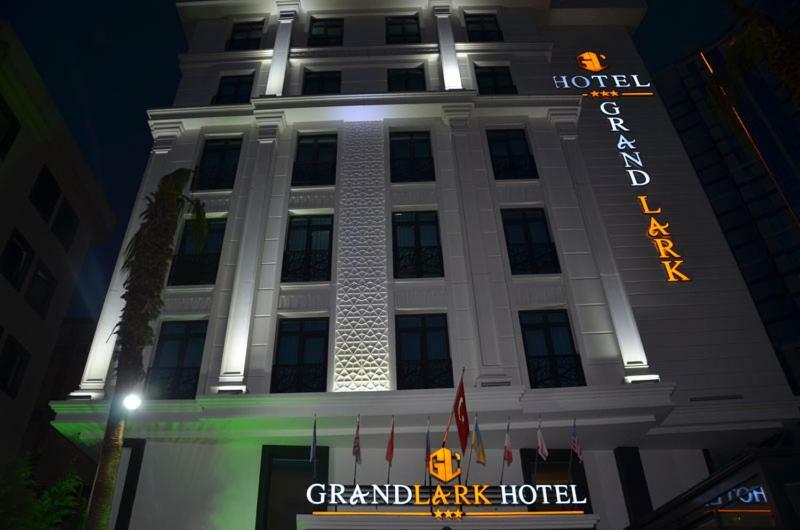 Grand Lark Hotel Adalar Kültér fotó